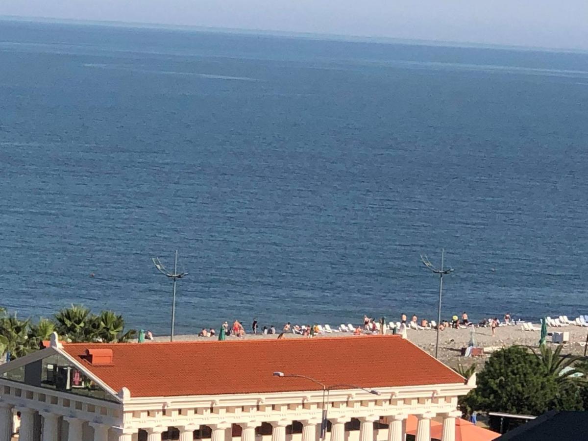 Apartment Sea Tower Khimshiashvili 15 Batumi Exterior foto
